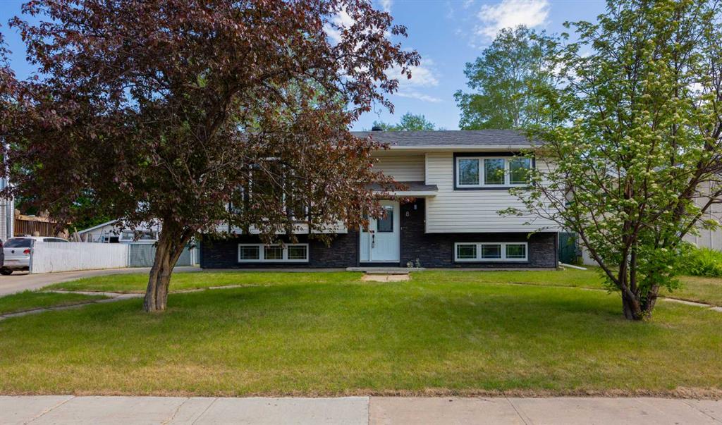 8 May Crescent, Fort McMurray, AB, T9H 1J8 (83610759)