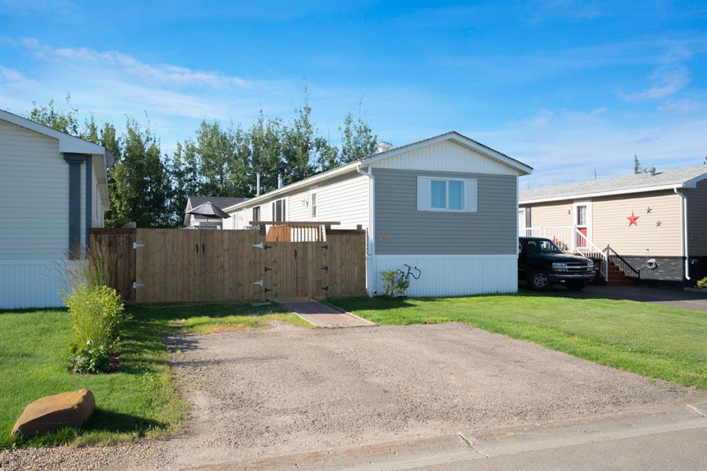 209 Mustang Road, Fort McMurray, AB, T9H 5K4 (89688712)